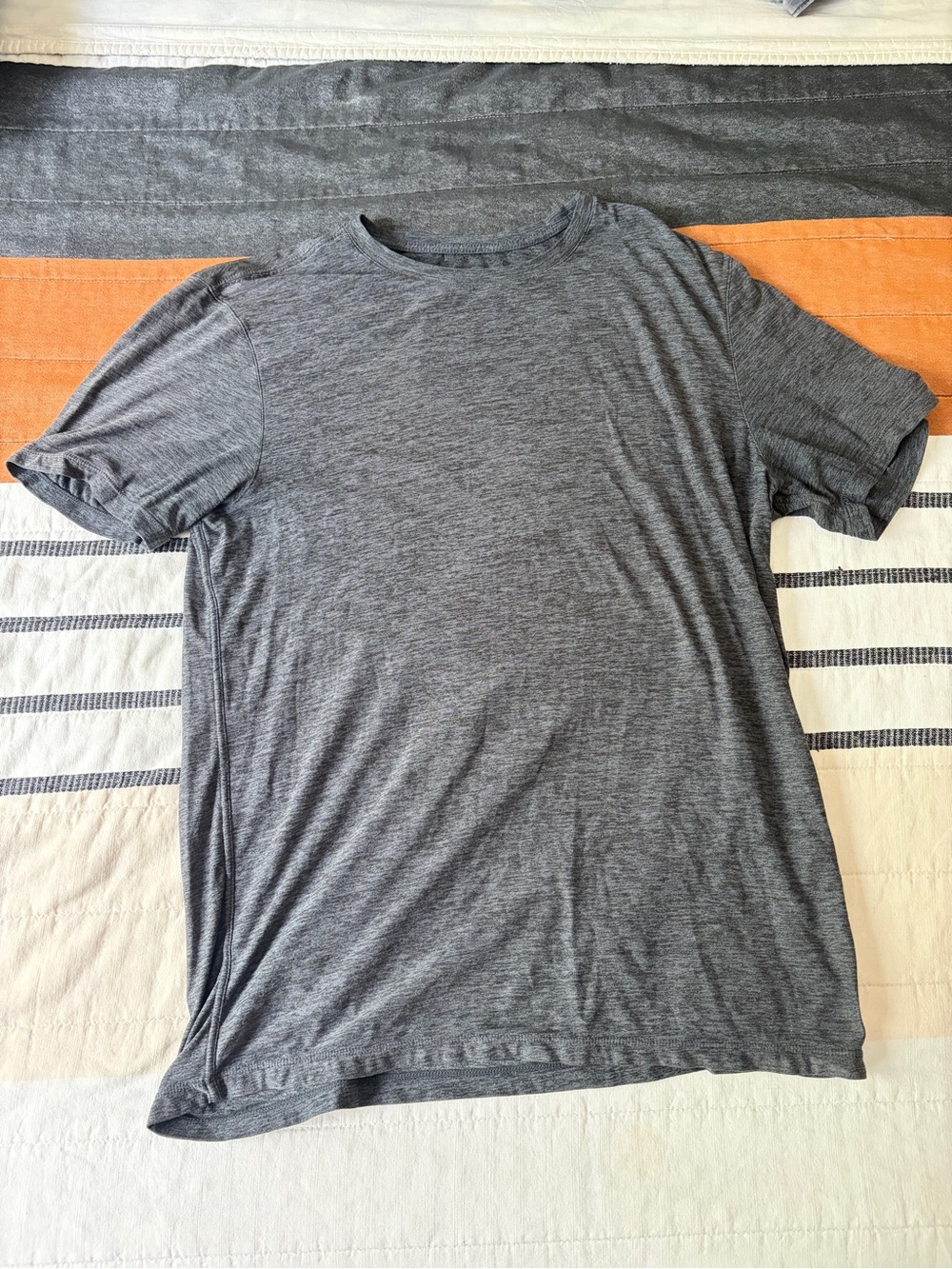 Slim Men's Outdoor Voices Athletic Tee